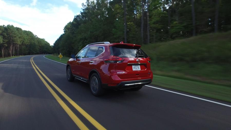  Nissan Rogue Hybrid 2016 года  (фото 21 из 36)